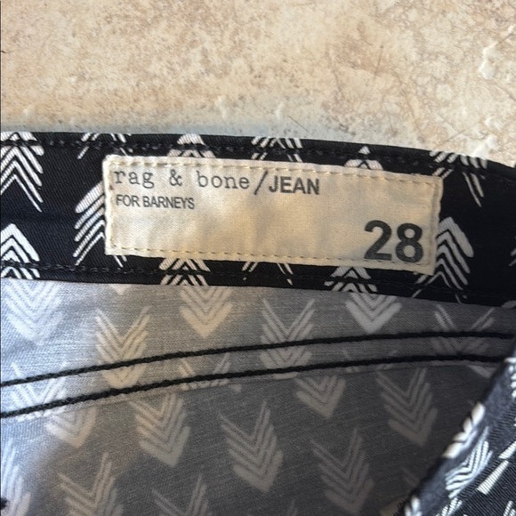Rag & Bone Women’s Chic Black and White Chevron Pants Size 28 - Picture 3 of 5